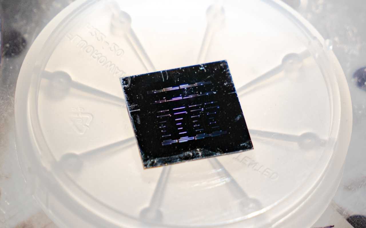 В ЛЭТИ создали компоненты оптического чипа для обеспечения эффективной работы фотонных радаров