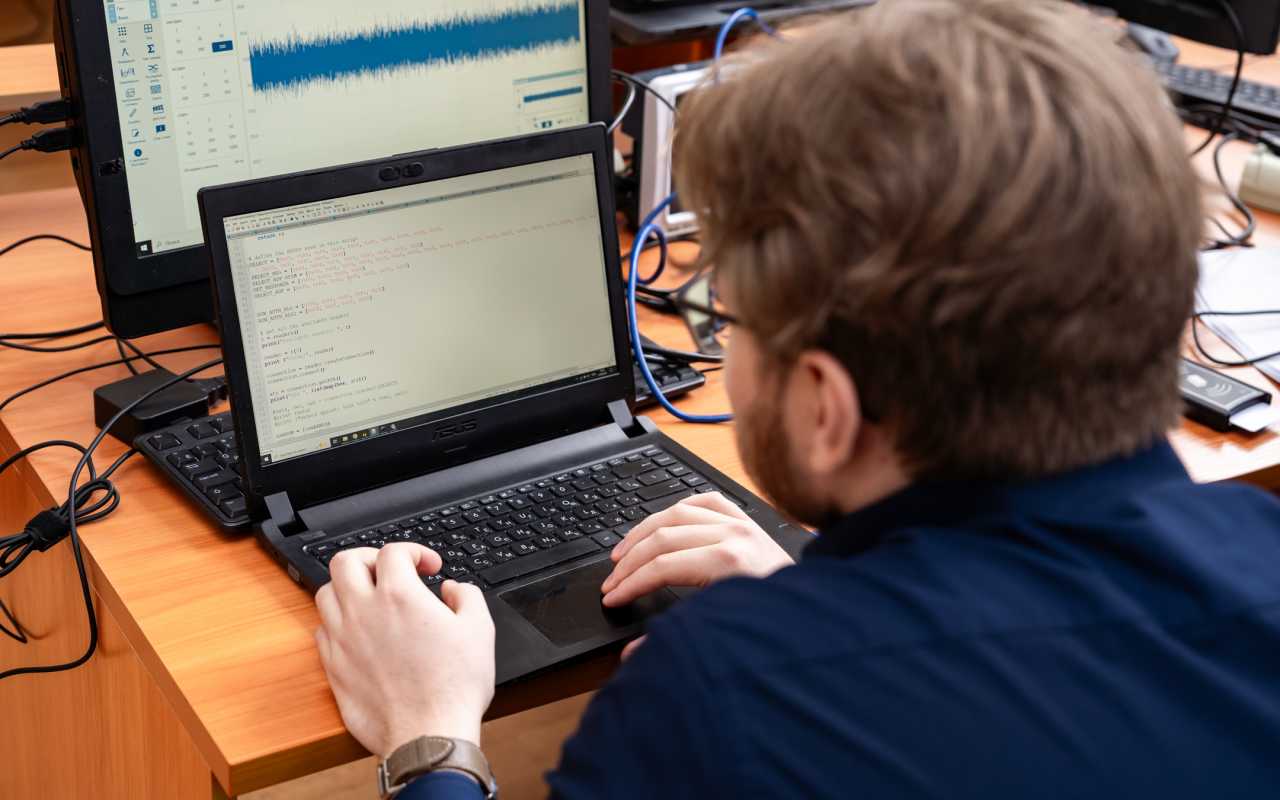 В ЛЭТИ разработали метод выявления уязвимостей «умных» камер видеонаблюдения